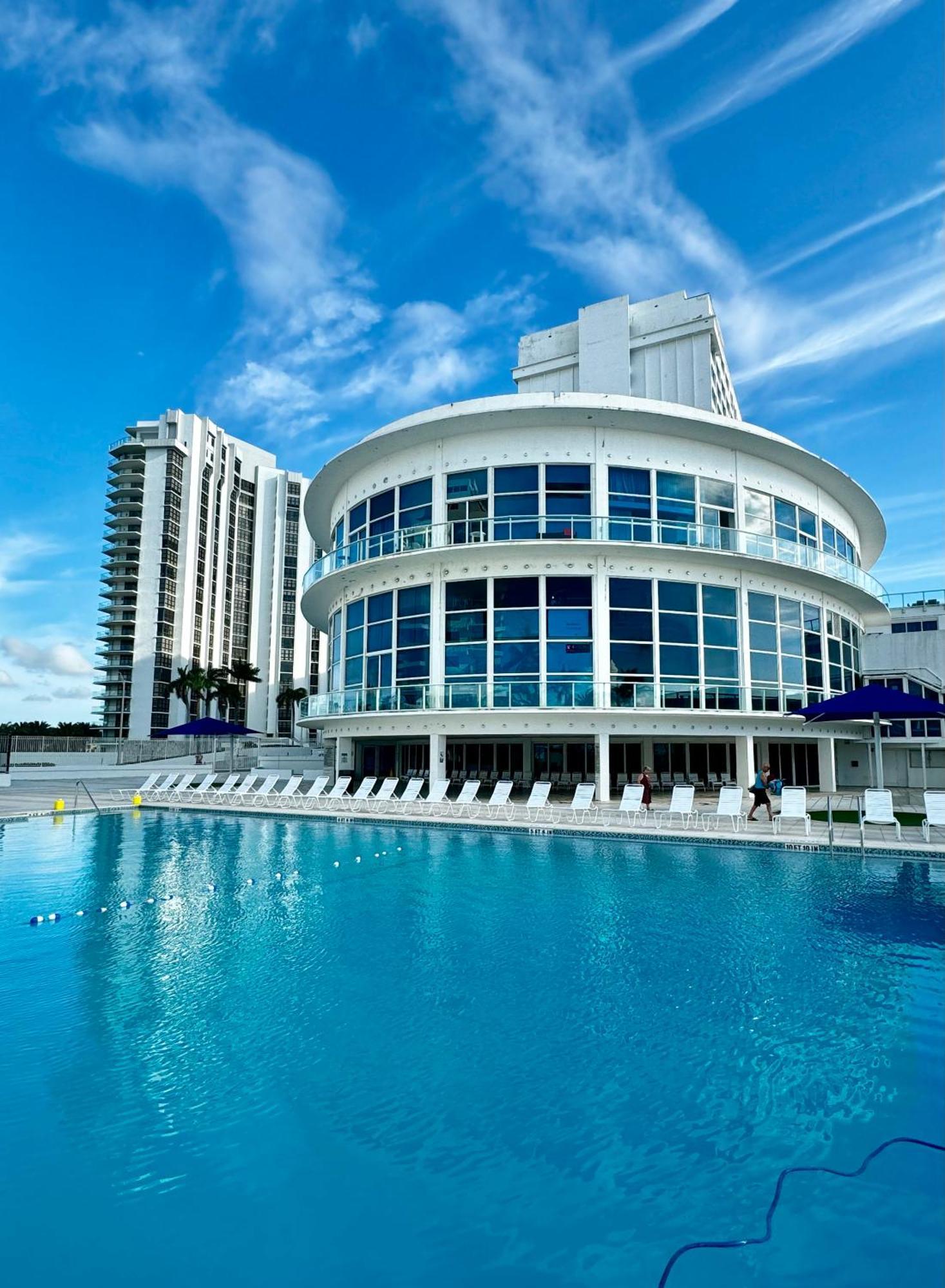 Beachfront Property Pool Gym Tennis Miami Beach! Екстер'єр фото