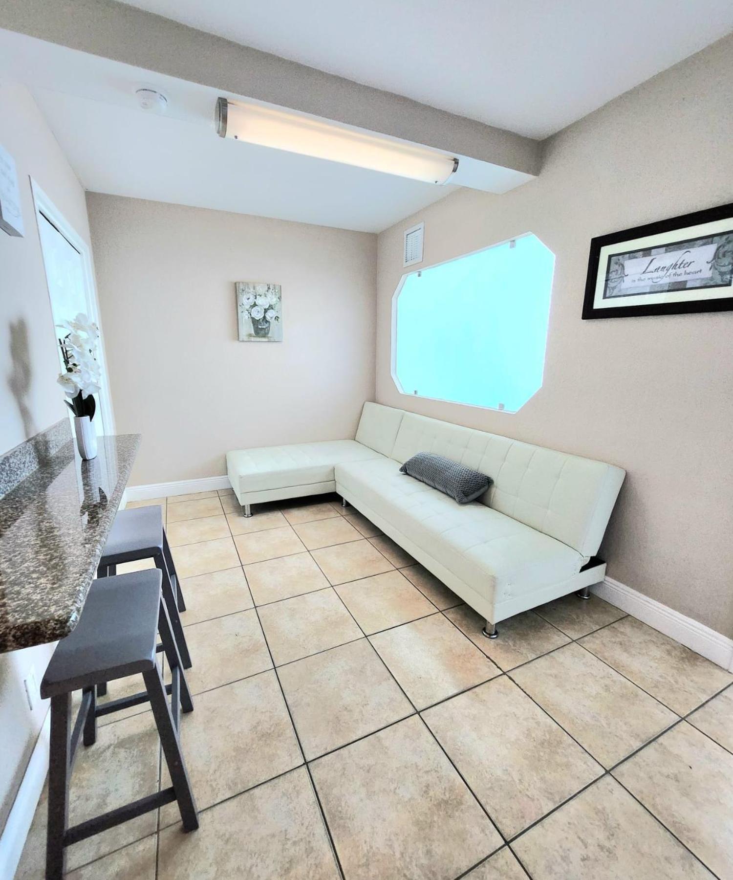 Beachfront Property Pool Gym Tennis Miami Beach! Екстер'єр фото